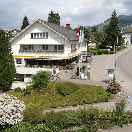 Hotel-Restaurant Sternen Nesslau Extérieur photo