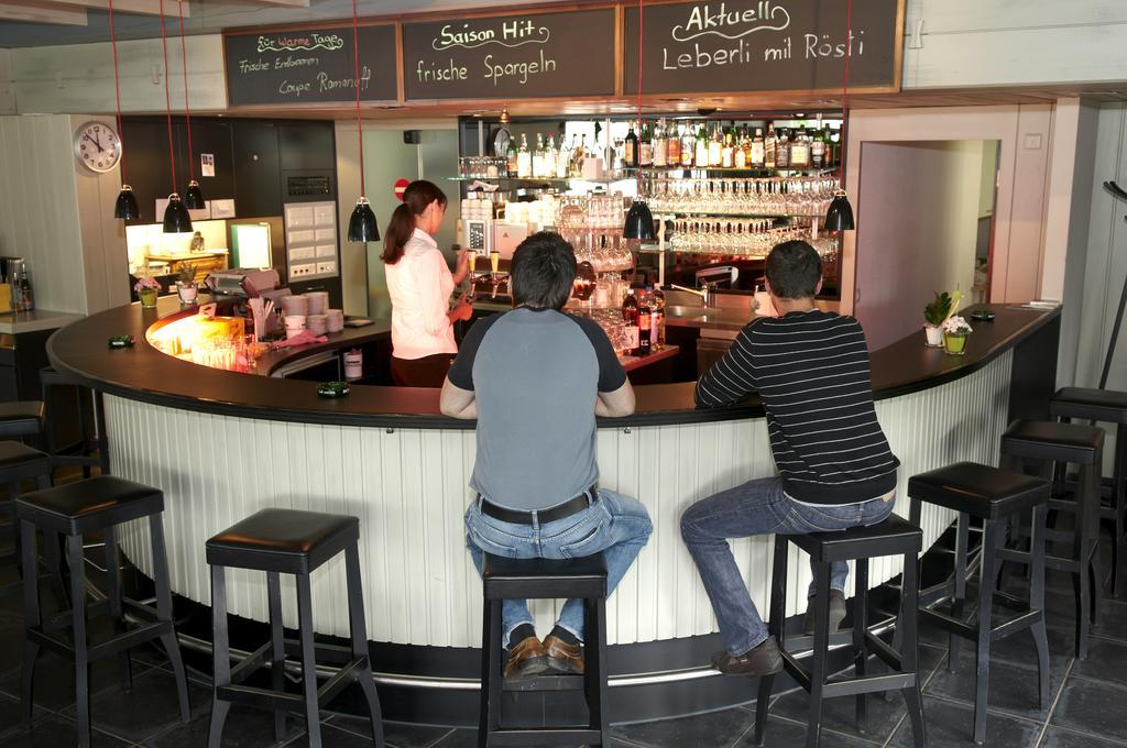 Hotel-Restaurant Sternen Nesslau Extérieur photo